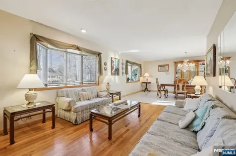 114 Crescent Avenue Waldwick NJ 07463