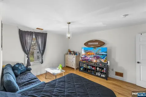 360 Gorge Road Cliffside Park NJ 07010