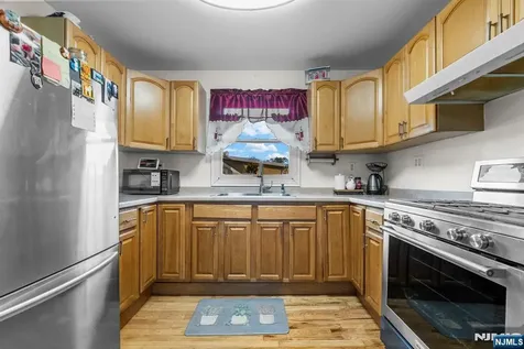 360 Gorge Road Cliffside Park NJ 07010