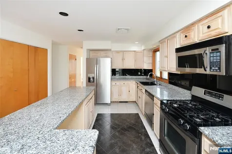 73 S Prospect Avenue Hackensack NJ 07601