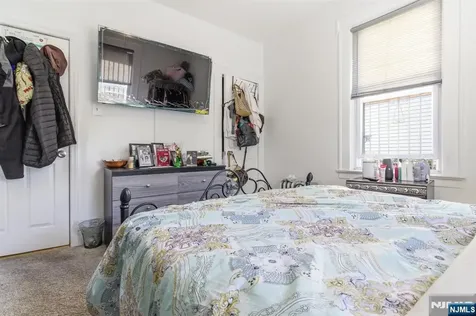 222-224 Osborne Terrace Newark NJ 07112