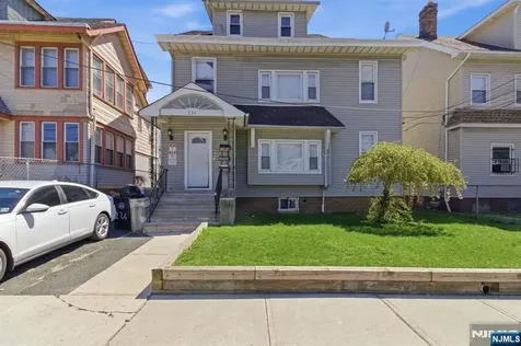 222-224 Osborne Terrace Newark NJ 07112