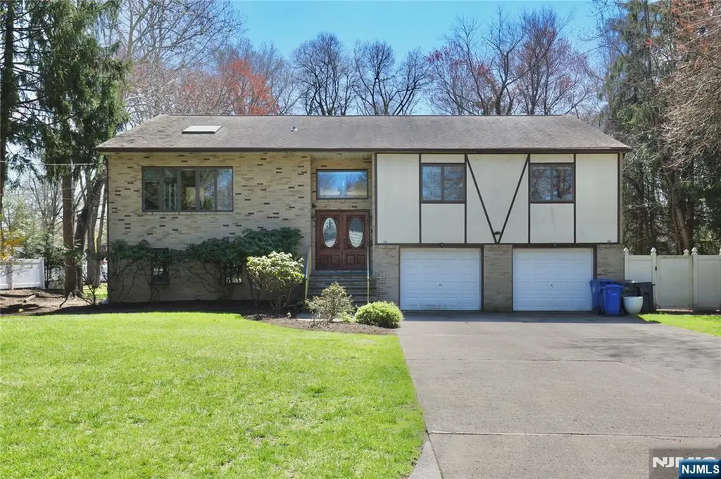 442 Marlboro Road Englewood NJ 07631
