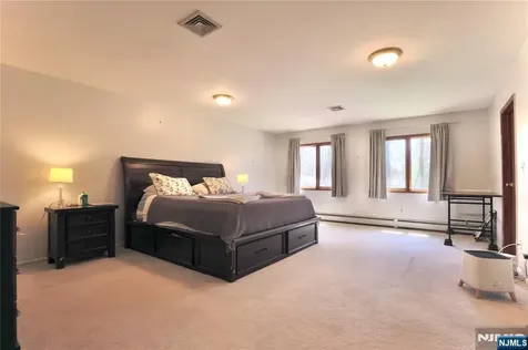 442 Marlboro Road Englewood NJ 07631