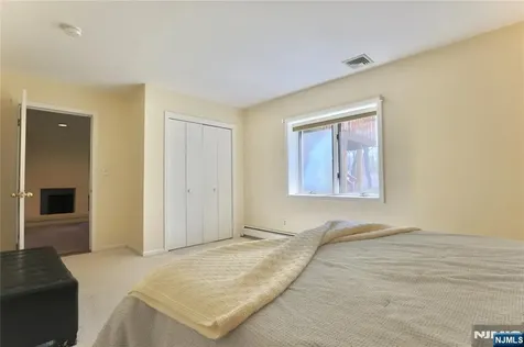 442 Marlboro Road Englewood NJ 07631