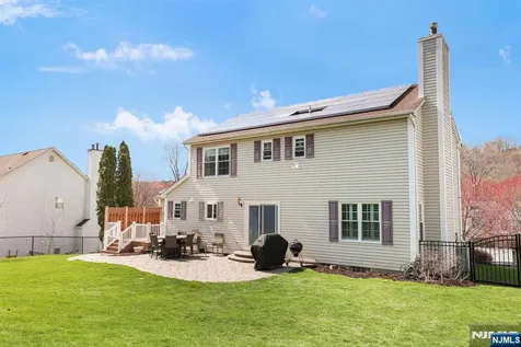 47 Sherbrook Drive Rockaway Township NJ 07866
