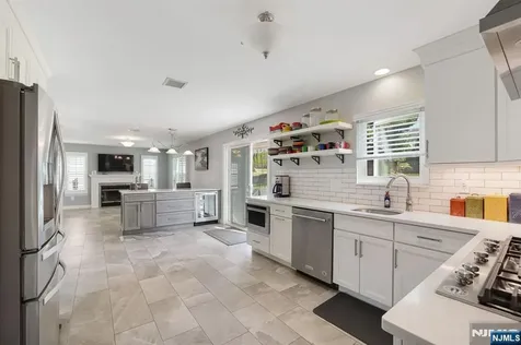 47 Sherbrook Drive Rockaway Township NJ 07866