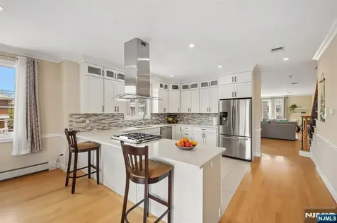 1547 13th Street Fort Lee NJ 07024