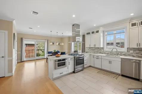 1547 13th Street Fort Lee NJ 07024