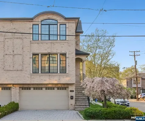 1547 13th Street Fort Lee NJ 07024