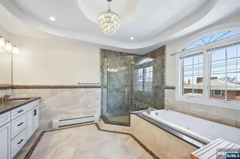 1547 13th Street Fort Lee NJ 07024