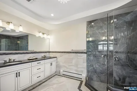 1547 13th Street Fort Lee NJ 07024