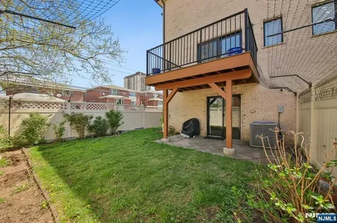 1547 13th Street Fort Lee NJ 07024