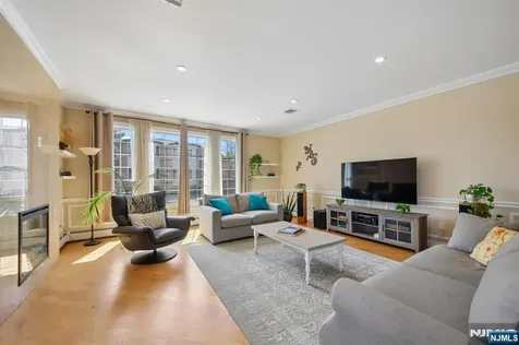 1547 13th Street Fort Lee NJ 07024