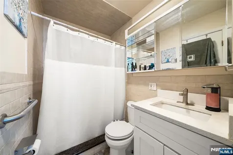 37 47th Street Weehawken NJ 07086