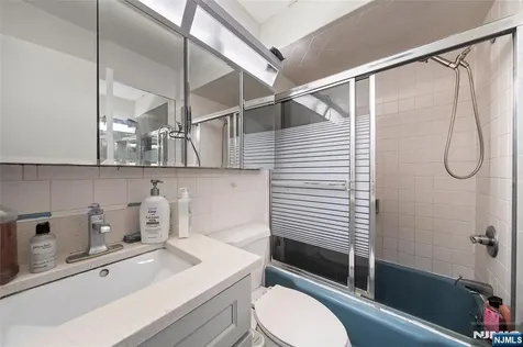 37 47th Street Weehawken NJ 07086