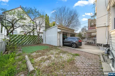 37 47th Street Weehawken NJ 07086