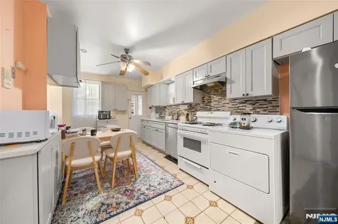 37 47th Street Weehawken NJ 07086