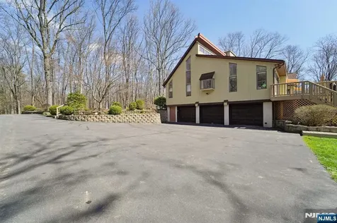 30 Ironia Mendham Road Chester Township NJ 07930