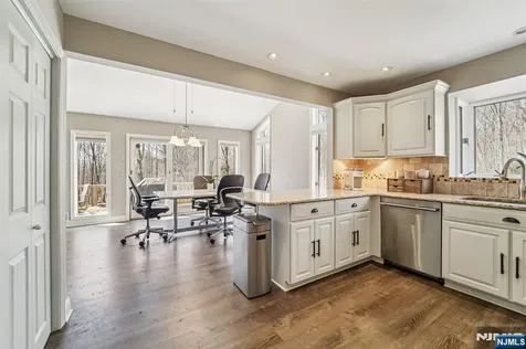30 Ironia Mendham Road Chester Township NJ 07930