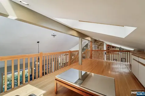 30 Ironia Mendham Road Chester Township NJ 07930