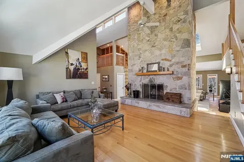 30 Ironia Mendham Road Chester Township NJ 07930