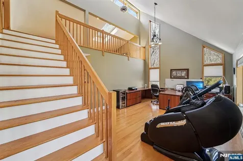 30 Ironia Mendham Road Chester Township NJ 07930