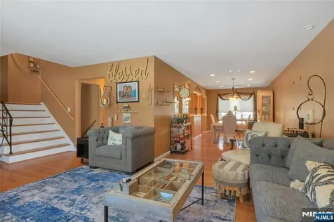 236 Oak Avenue River Vale NJ 07675