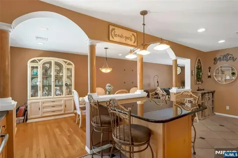 236 Oak Avenue River Vale NJ 07675