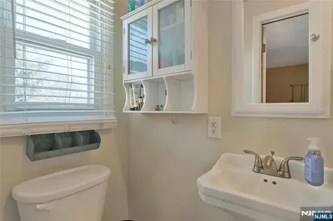 236 Oak Avenue River Vale NJ 07675