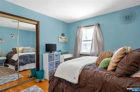 236 Oak Avenue River Vale NJ 07675