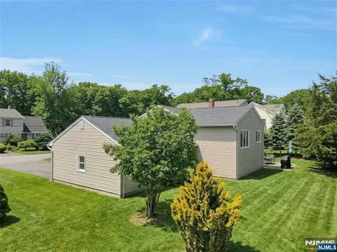 236 Oak Avenue River Vale NJ 07675
