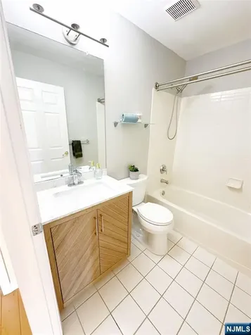 117 Barclay Drive Nutley NJ 07110