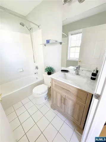 117 Barclay Drive Nutley NJ 07110