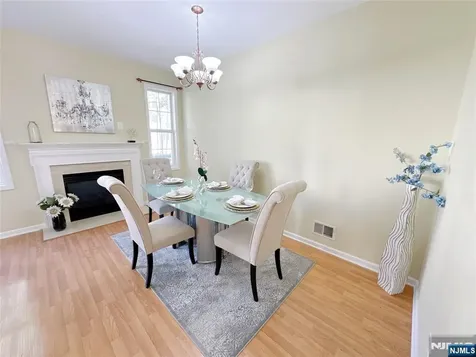 117 Barclay Drive Nutley NJ 07110