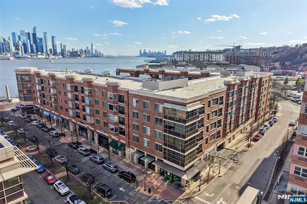 22 Ave At Port Imperial West New York NJ 07093