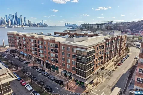 22 Ave At Port Imperial West New York NJ 07093