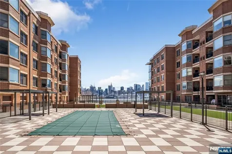 22 Ave At Port Imperial West New York NJ 07093