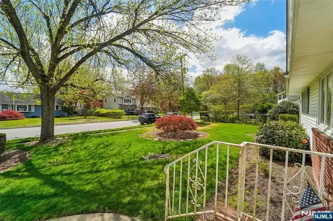 193 Homestead Road Paramus NJ 07652