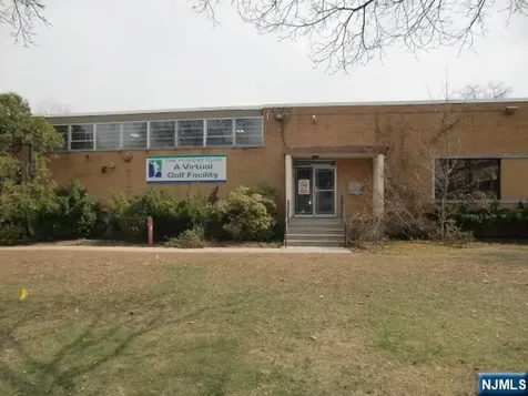 348 Evelyn Street Paramus NJ 07652