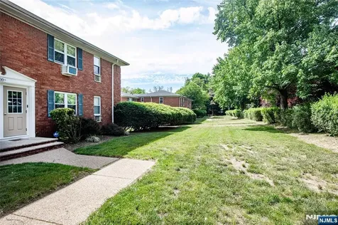 1130 Valley Road Wayne NJ 07470