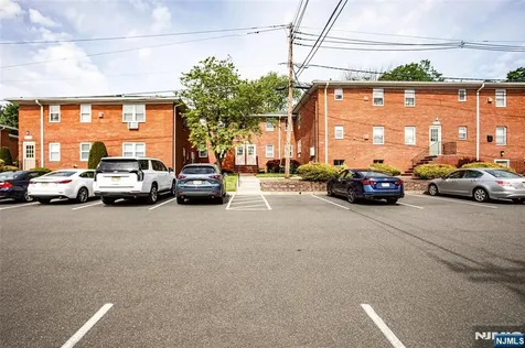 1130 Valley Road Wayne NJ 07470
