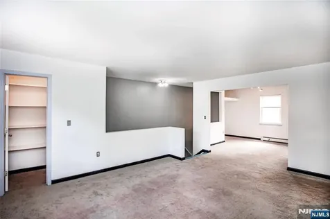 1130 Valley Road Wayne NJ 07470