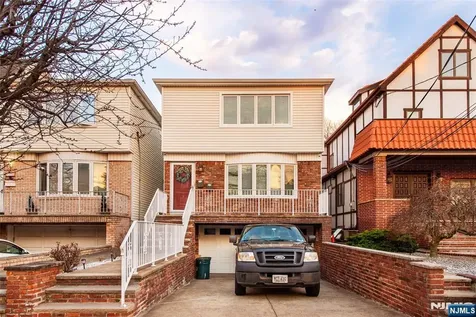 230 Avenue A Bayonne NJ 07002