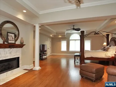8 Willow Drive Englewood Cliffs NJ 07632