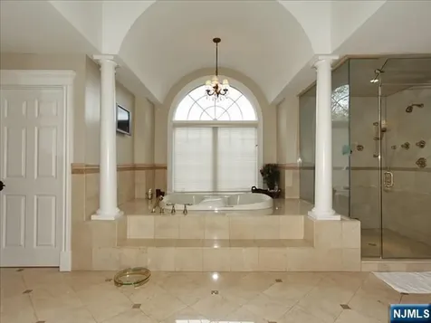 8 Willow Drive Englewood Cliffs NJ 07632