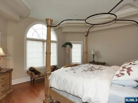 8 Willow Drive Englewood Cliffs NJ 07632