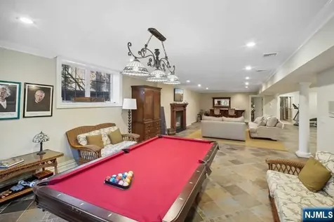 8 Willow Drive Englewood Cliffs NJ 07632