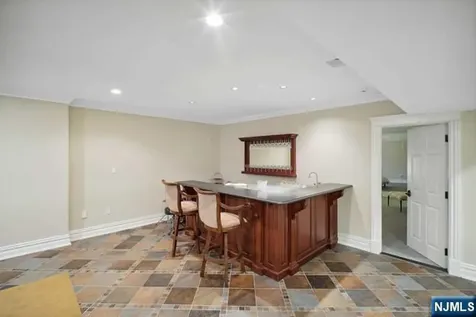 8 Willow Drive Englewood Cliffs NJ 07632