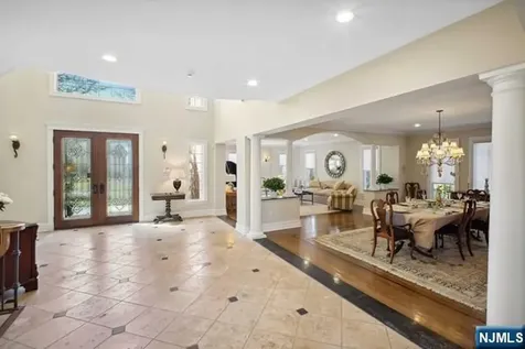 8 Willow Drive Englewood Cliffs NJ 07632